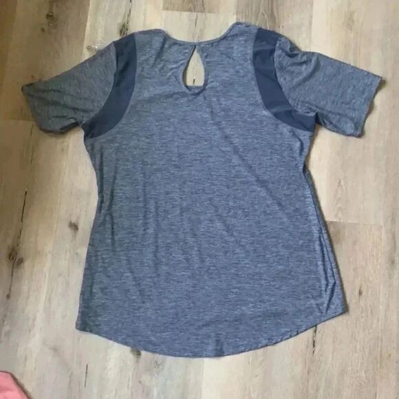 2x Workout Tees; grey and pink - Picture 5 of 12